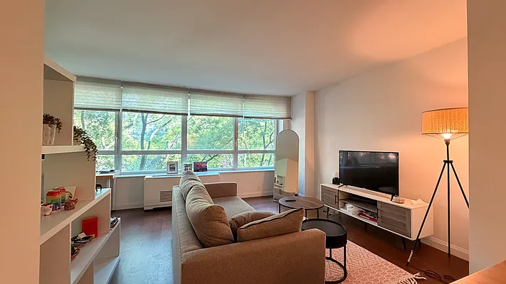 200 East 94th Street #305