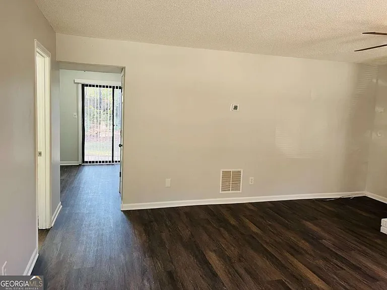 5614 Windwood Rd #5614 — Photo 10
