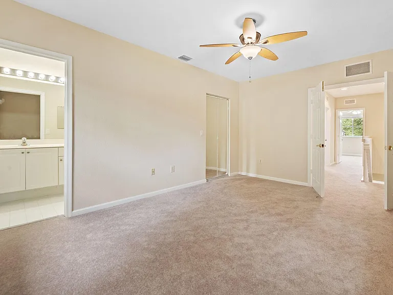 8299 SW 27th St #101 — Photo 13