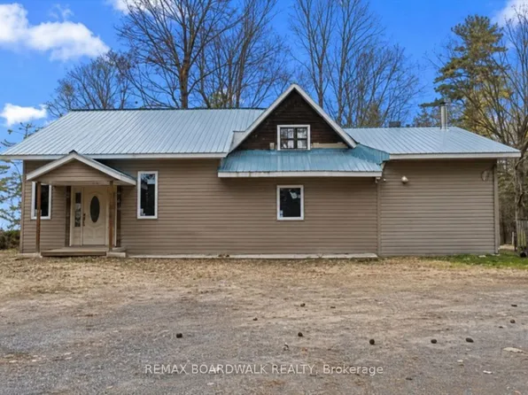 517 Wilson Rd, Clarence Rockland, ON K4K 1K7