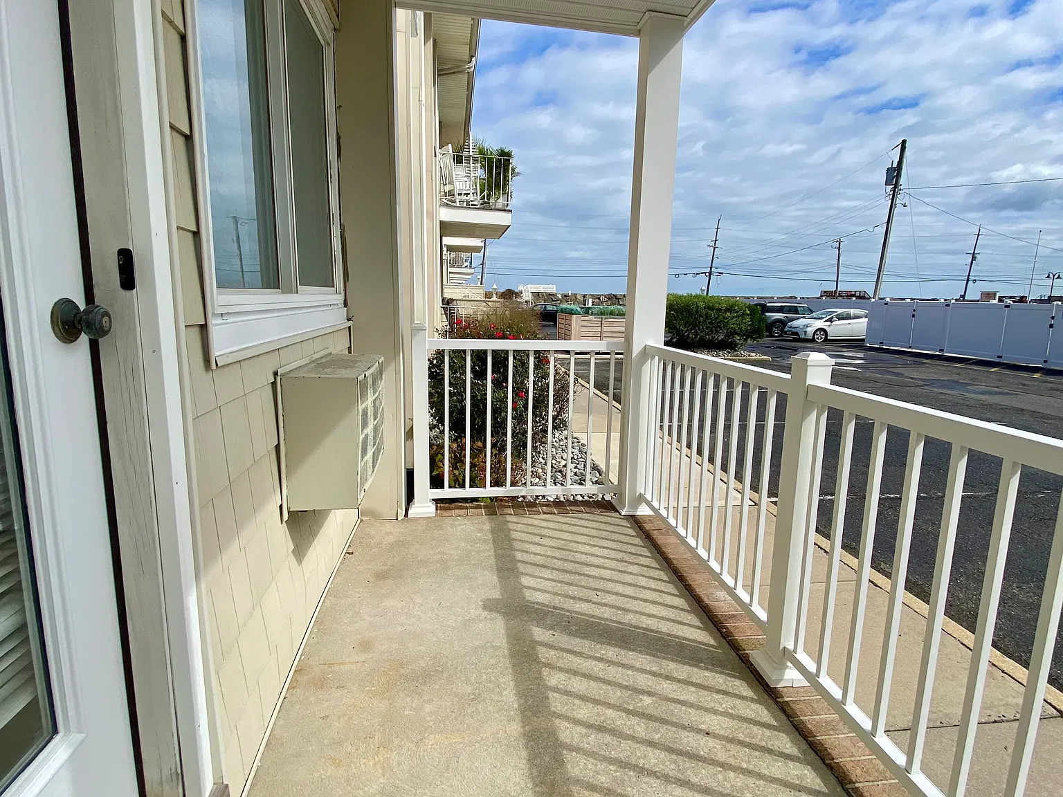 1 bed, 891 sqft, $2,650 — Photo 3