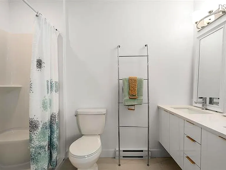 33 Berm St #1 — Photo 2