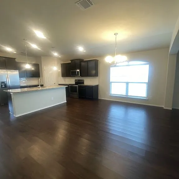 2604 Cortona St — Photo 5