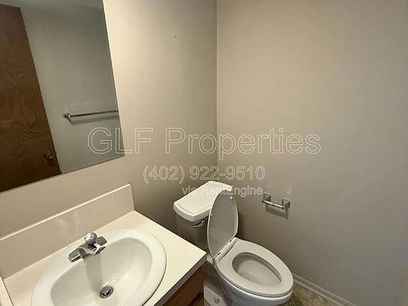5th image of 823 N 2nd St #1