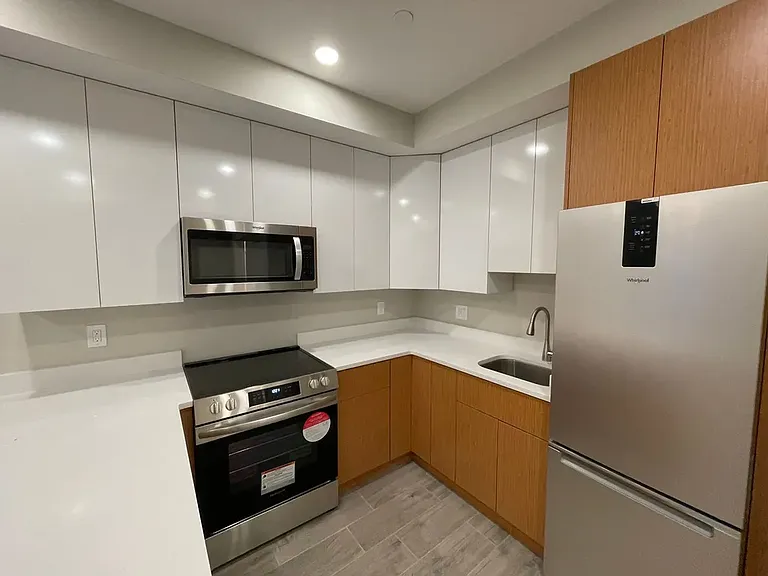 1307 K St SE #2 — Photo 8