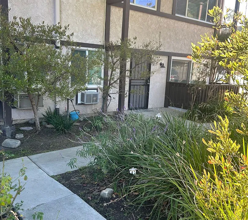 304 S Miraleste Dr #25