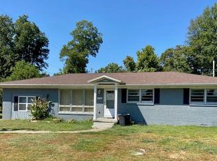 1101 N Sassafrass St, Dexter, MO 63841