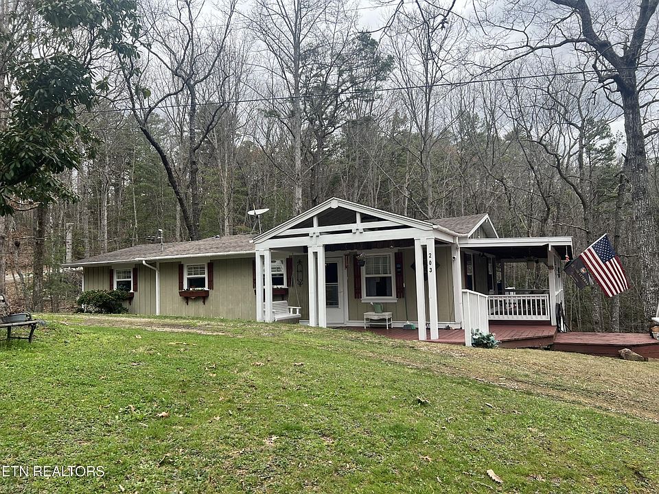 1st image of 203 Tall Pine Cir