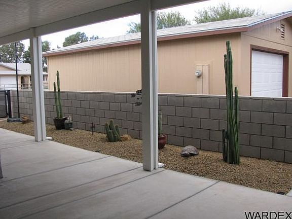3rd image of 8152 S Carob Dr