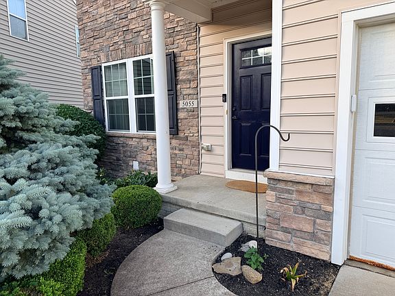 2nd image of 5055 Lake Forest Dr