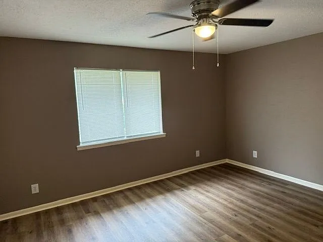 233 Fairway Dr — Photo 19
