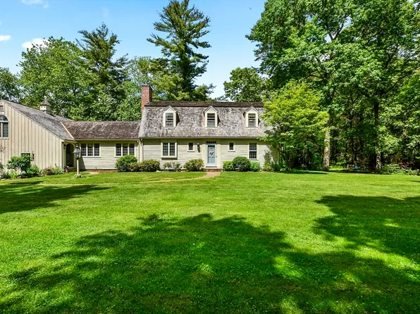 11 Batchelder Rd, Boxford, MA 01921