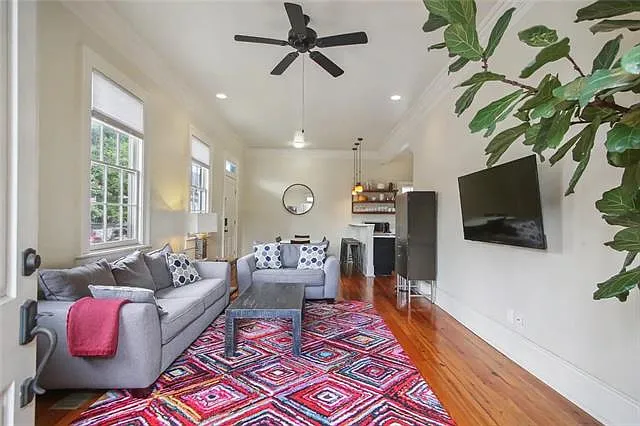 1109 Erato St — Photo 3