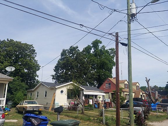 3rd image of 161 Frizzell Ave
