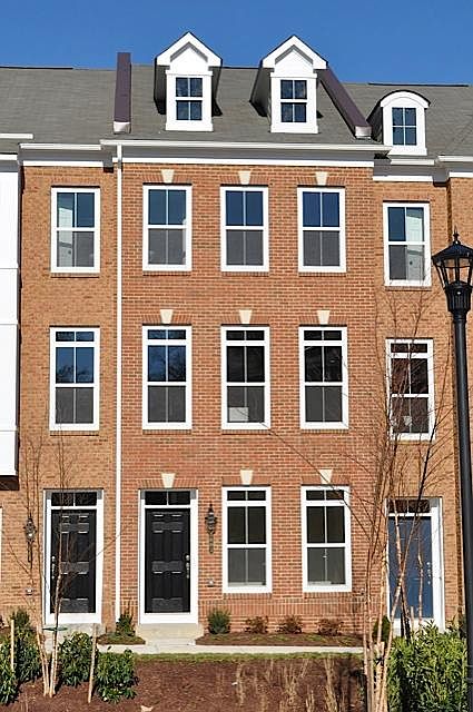 1st image of 9603 Stockwell Ln