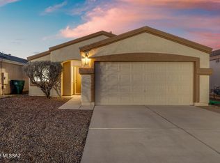 7445 E Cross Ridge Pl, Tucson, AZ 85710