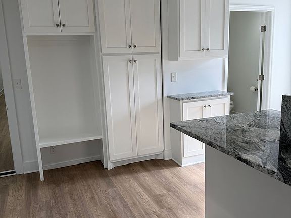 2nd image of 400 Gallatin Ave #1