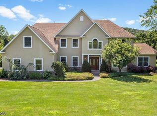 199 Old Turnpike Rd, Tewksbury Twp, NJ 07830