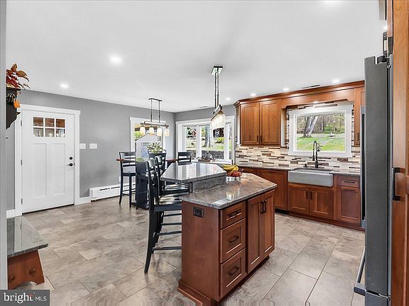 4th image of 41 Porters Mill Rd