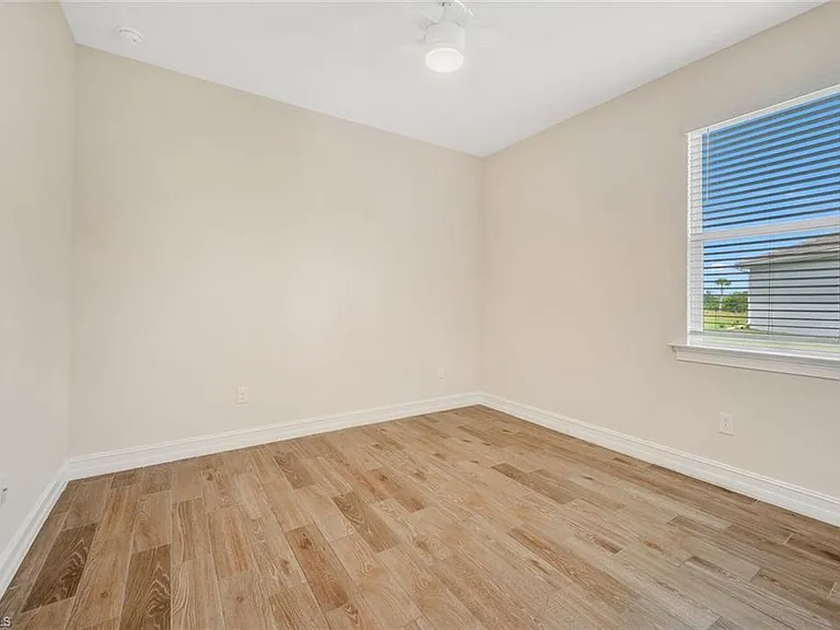 16808 Bay Island Ct — Photo 24