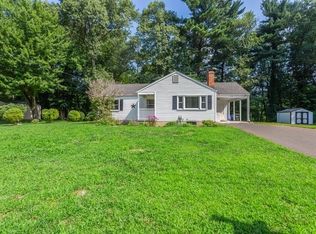 450 Woodland St, Windsor Locks, CT 06096