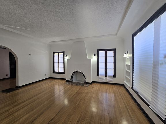 2nd image of 4177 5th Ave
