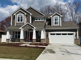 119 Woodlawn Ave, Royal Oak, MI