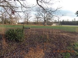 2530 Cut Bank Rd, Warfield, VA 23889