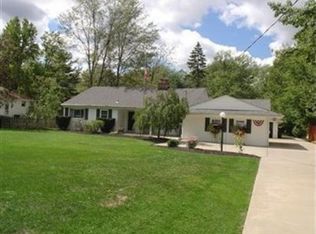 3008 Som Center Rd, Willoughby Hills, OH 44094