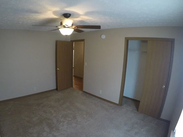 Crosspoint Apartments — Photo 29