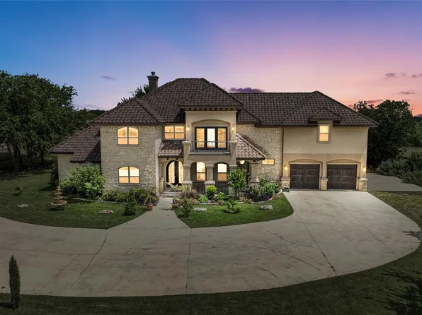104 Spring Valley St, Hutto, TX 78634