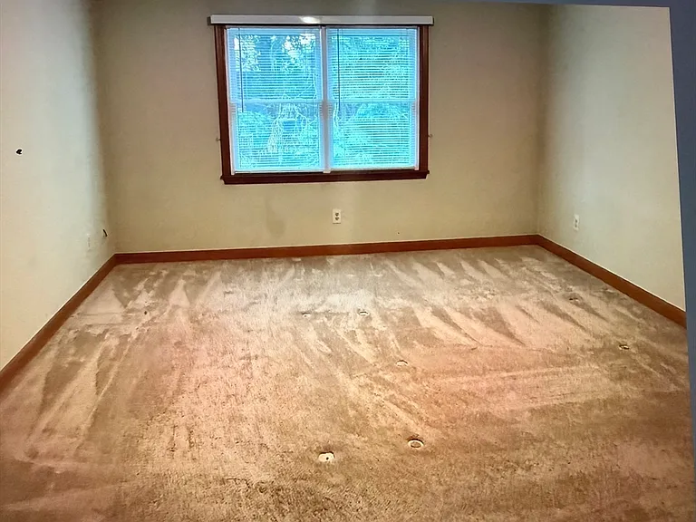 634 Main St #8 — Photo 5