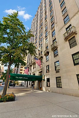 Sold by Ann Weintraub, Ltd. | media 8