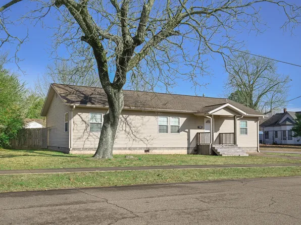 1103 Magnolia Ave, Mena, AR 71953