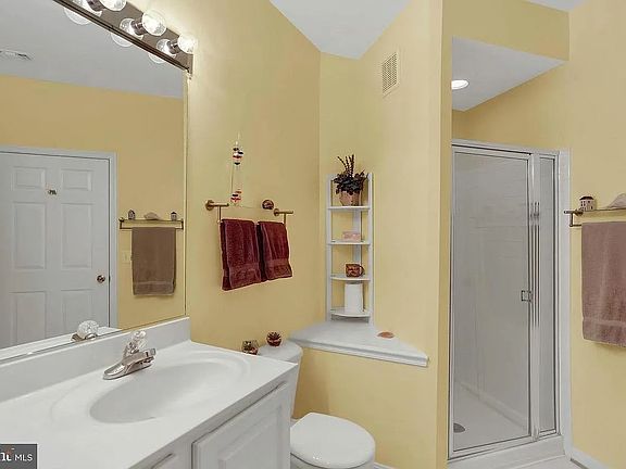5th image of 2921 Deer Hollow Way Unit 315
