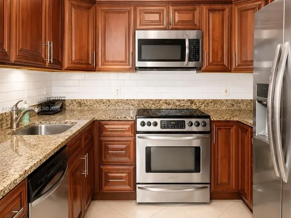 6700 Cypress Rd APT 507, Plantation, FL 33317