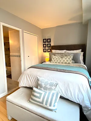 Sold by Owner | media 9