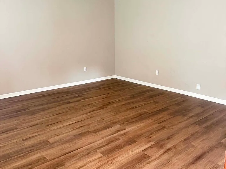 8029 River Bend Rd — Photo 3