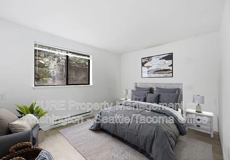 6601 S 8th St — Photo 55