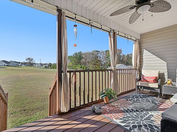 3rd image of 728 Santa Gertrudis Dr