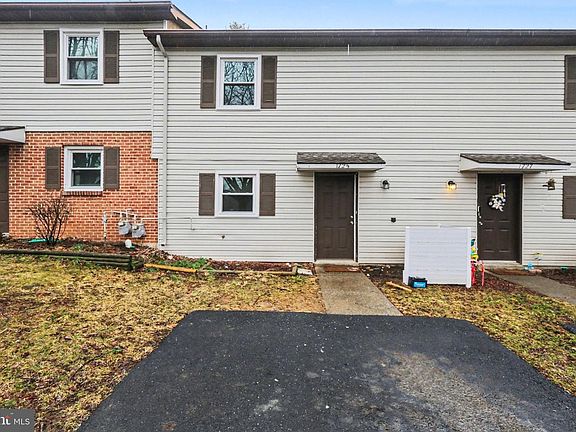 2nd image of 1725 English Dr