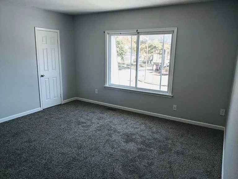 701 Arthur Ave — Photo 11