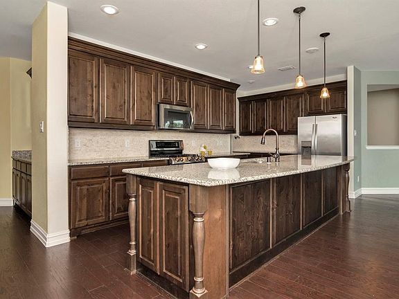 3rd image of 7812 Caldelana Way
