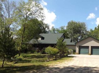 514 Hidden Creek Dr, West Branch, MI 48661