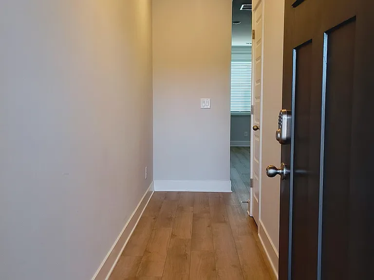 18 Depot Landing Rd #1 — Photo 2