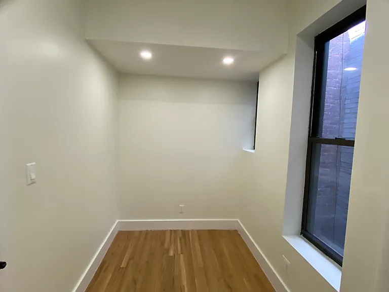 448 W 57th St #4B — Photo 9
