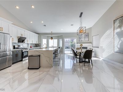 9493 Borgata Bay Blvd, Las Vegas, NV, 89147