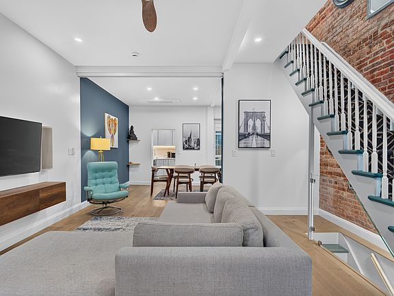 2nd image of 1076 Lafayette Ave #1