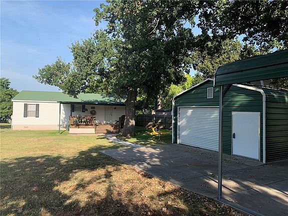 2nd image of 3721 Hartwood Dr