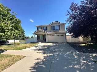 5527 Flanders Way, Denver, CO 80249